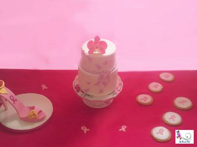 gâteau octobre rose soutien pour le cancer du sein - Cake by lafeeinthecake