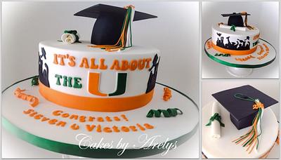 UM Graduation cake - Cake by Cakes by Arelys