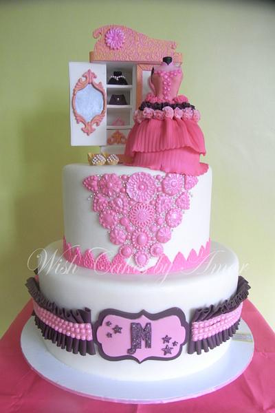 Fashionista Cake - Cake by amor