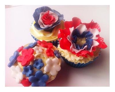 Queens Jubilee Cakes - Cake by Rach