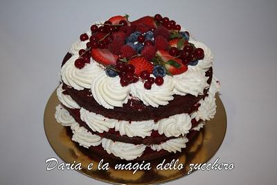 Red velvet and fruits - Cake by Daria Albanese