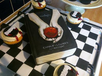 Twilight Cake with vampire cupcakes - Cake by Danielle Lainton