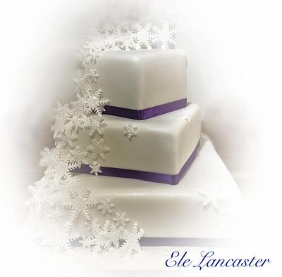 Snowflakes wedding cake - Cake by Ele Lancaster