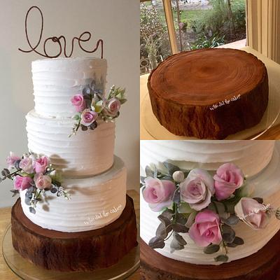 Rustic Wedding cake - Cake by Who did the cake (Helen Wilkinson)