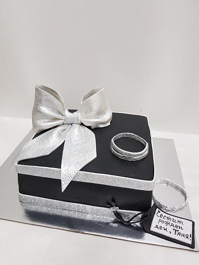 A jewelry box - Cake by Svetlana Hristova