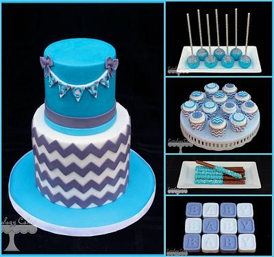Chevron and Blue  - Cake by Cuteology Cakes 