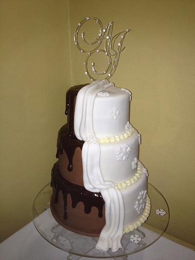Bride & Groom - Cake by TheCake by Mildred