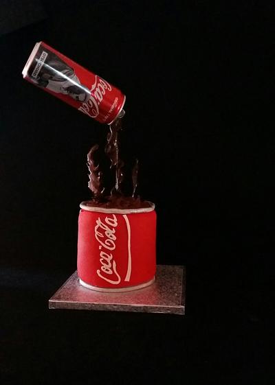 Zawsze coca cola  - Cake by Ewa