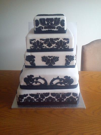 my first ever 5 tier cake - Cake by charming1