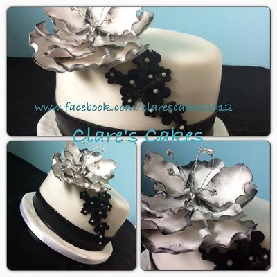Black and White Cake - Cake by Clare's Cakes - Leicester