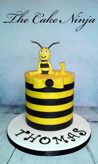 Busy Bee - Cake by Tiddy