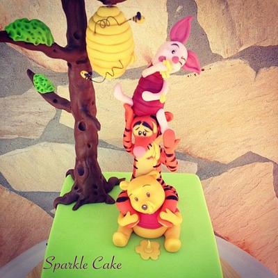 Winnie the Pooh and his friends - Cake by Valeria Antipatico