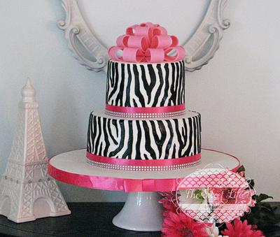 Zebra & Pink blingy cake & cookies - Cake by Julie Tenlen
