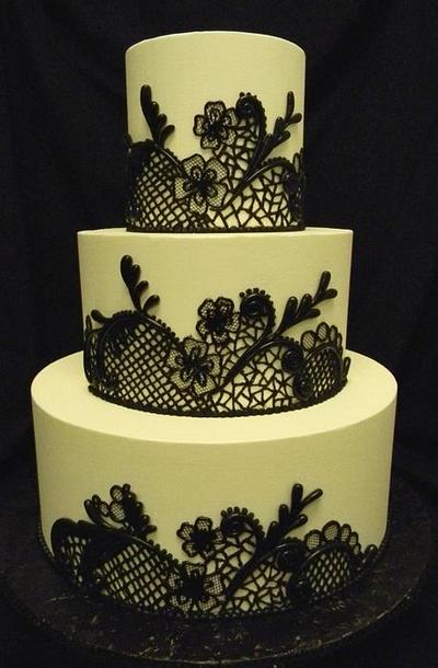 Black Lace - Cake by Ester Siswadi