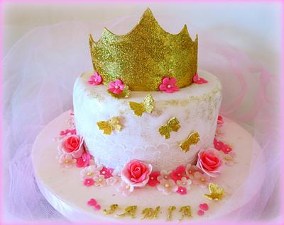 Crown cake - Cake by Sugar&Spice by NA