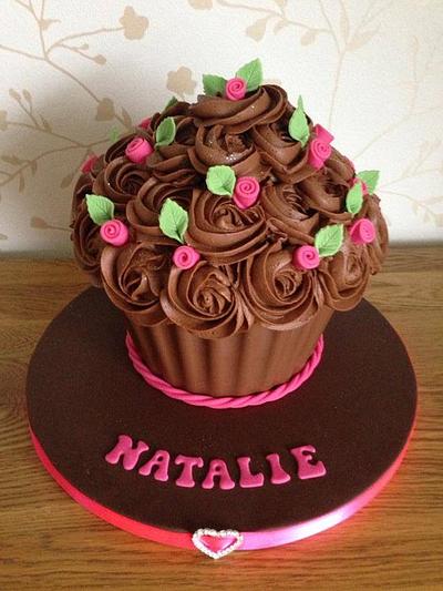 Chocolate n Roses Giant Cupcake - Cake by Sajocakes