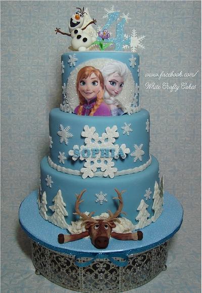 "Frozen" themed cake - Cake by Toni (White Crafty Cakes)