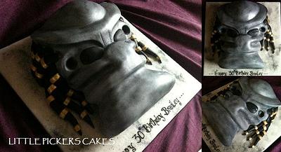 PREDATOR CAKE! - Cake by little pickers cakes
