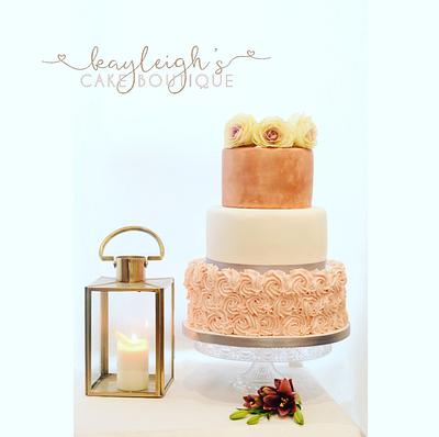 I'm In love with rose gold - Cake by Kayleigh's cake boutique 