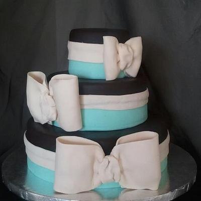 Birthday Bows - Cake by Caking Around Bake Shop