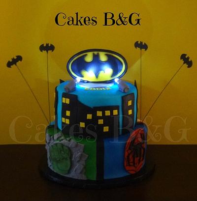 Superhero birthday cake - Cake by Laura Barajas 