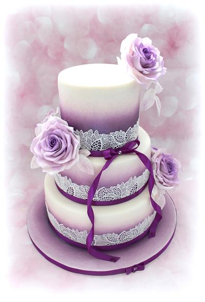 Wedding cake - lilac - Cake by Lucie Milbachová