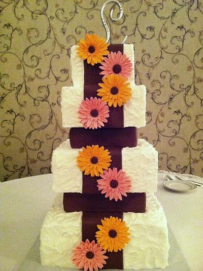 Gerbera Daisy Wedding Cake - Cake by TastyMemoriesCakes
