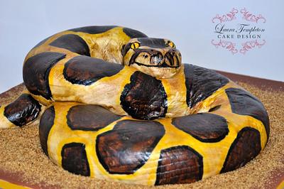 Python Cake - Cake by Laura Templeton