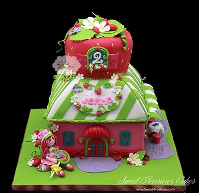 Strawberry Shortcake - Cake by Sweet Treasures (Ann)