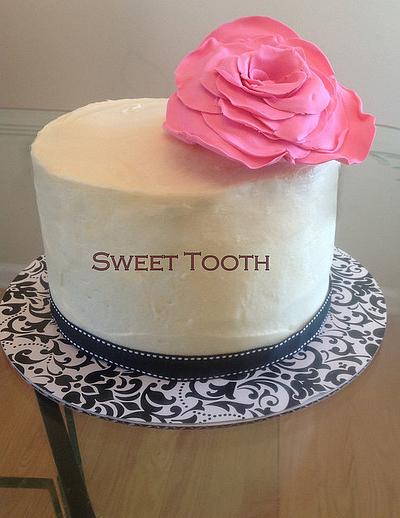 Simple Elegant Birthday Cake - Cake by Carsedra Glass