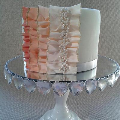 ribbon ruffles  - Cake by sweetmadeline