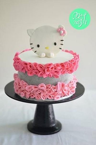 Hello Kitty  - Cake by Mishmash