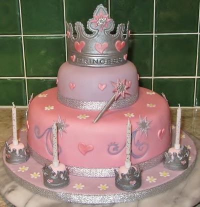Princess tiara cake - Cake by Lelly