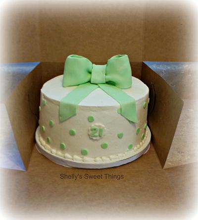 Mint green - Cake by Shelly's Sweet Things