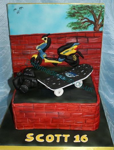 Skateboard Cake - Cake by Emilyrose