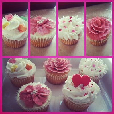 Valentine's Day Cupcakes - Cake by Michelle Allen