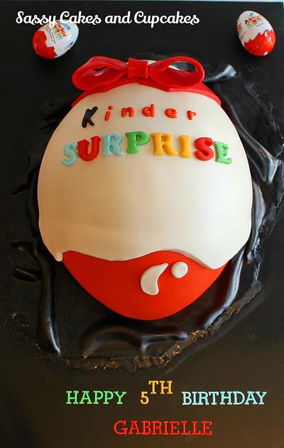 Kinder Surprise - an egg within an egg - Cake by Sassy Cakes and Cupcakes (Anna)