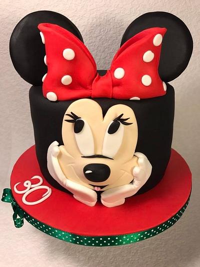 Minnie Mouse - Cake by Andrea