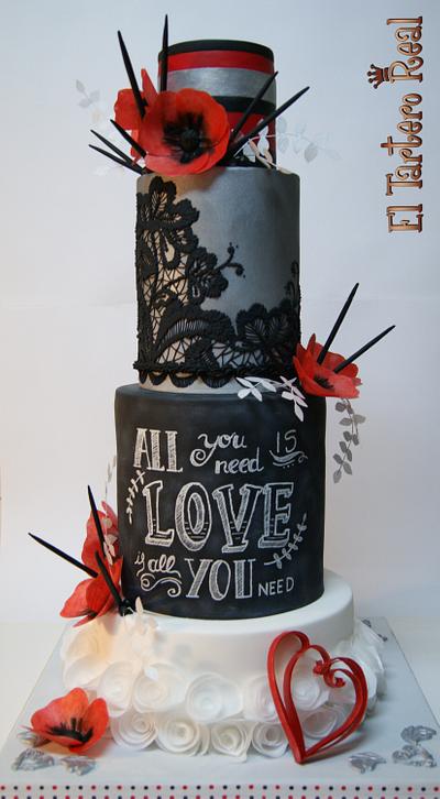 All you need is love - Cake by El Tartero Real