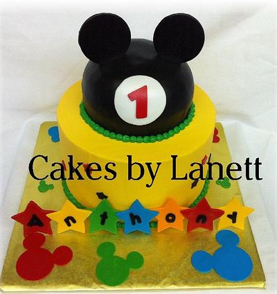 Mickey Mouse Cake - Cake by Lanett