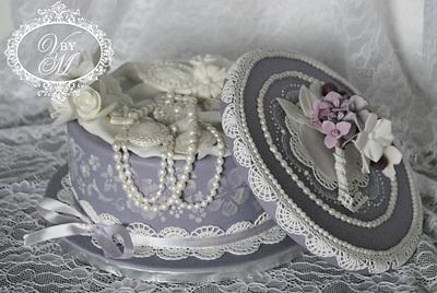 Vintage lace box - Cake by Art Cakes Prague