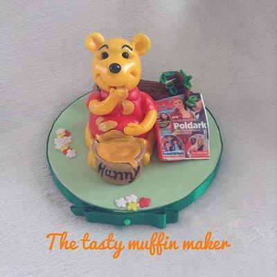 I am just a little saracino pooh bear - Cake by Andrea 