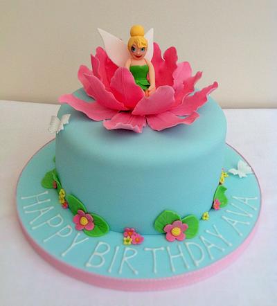 Water Lily Tinks! - Cake by flossycockles