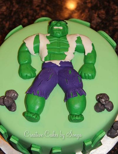 Incredible Hulk - Cake by Sonya