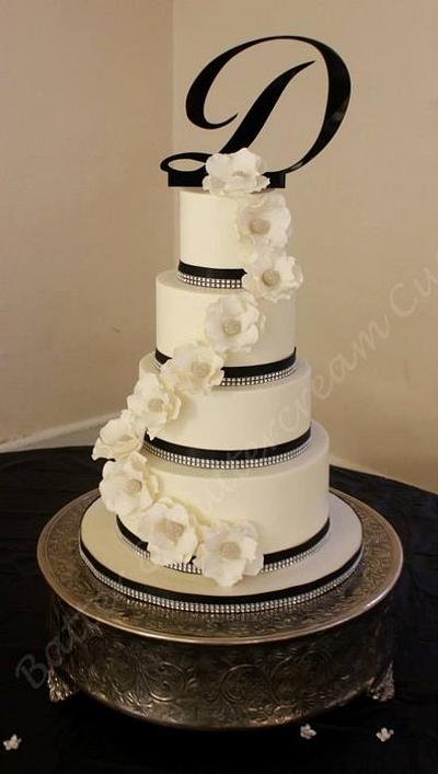 Black, white, & bling! - Cake by Pam Hembree