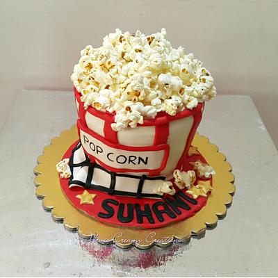 Popcorn Tub - Cake by Urvi Zaveri 