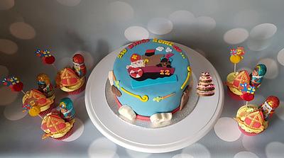 Sinterklaas cake and cupcakes - Cake by Pluympjescake
