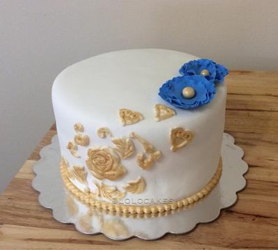 Royal blue and gold - Cake by Lolo 