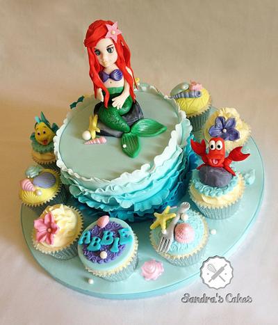 Little Mermaid cake & cupcakes - Cake by Sandra's cakes