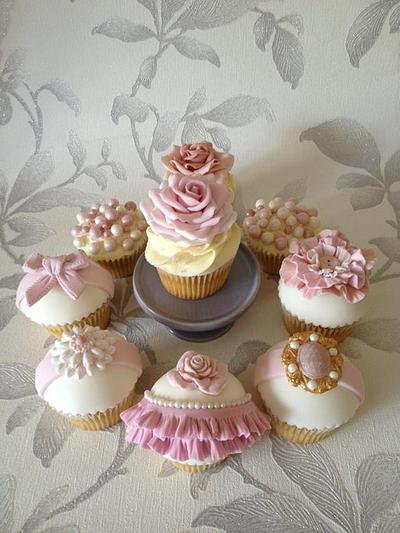 Vintage Cupcakes - Cake by Claire's Cakes and Bakes